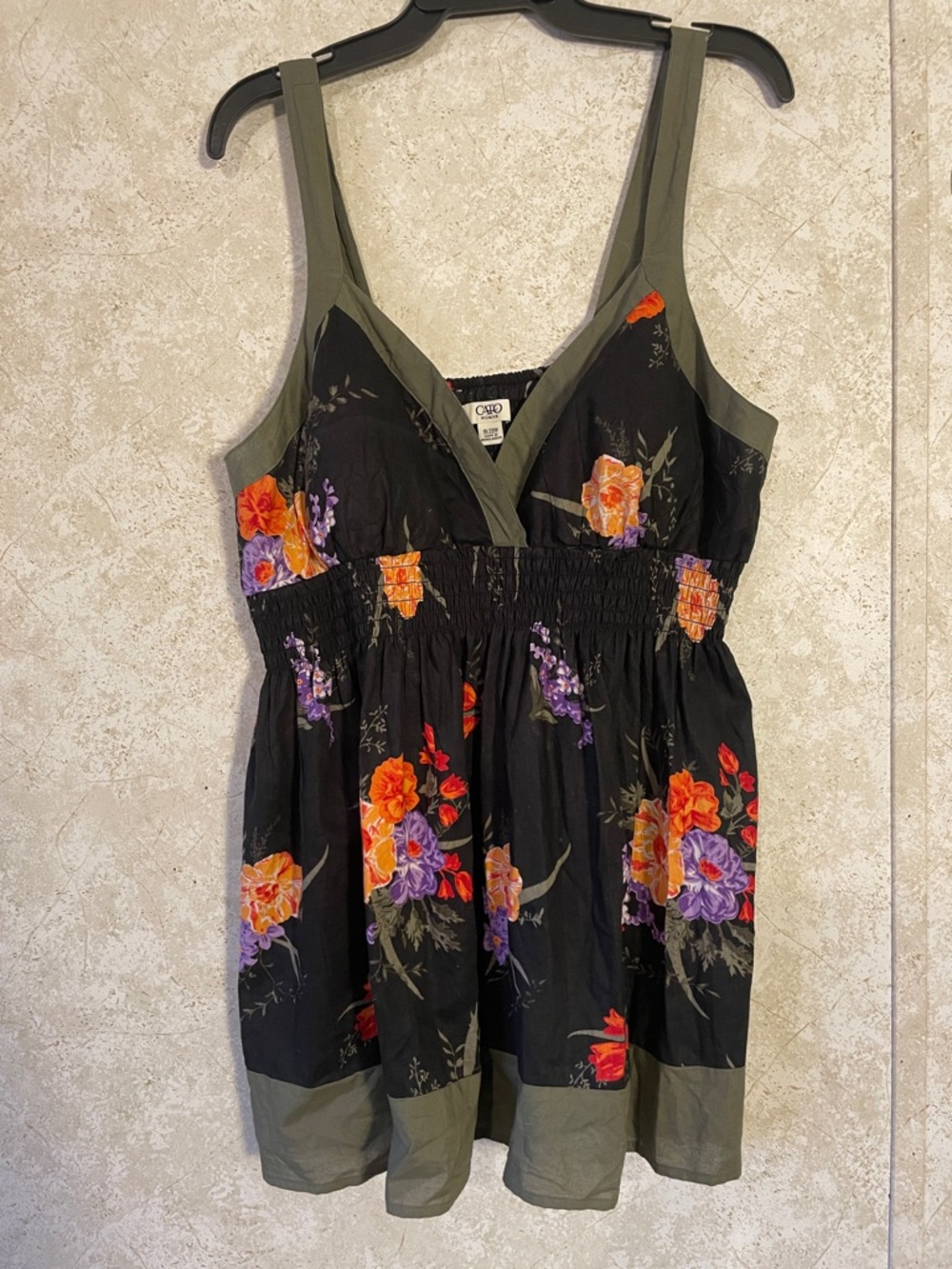 Cato Black Floral V-Neck Sleeveless Top with Olive Trim